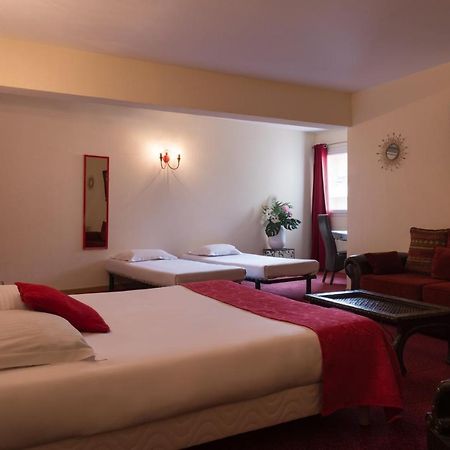 The Originals City, Hotel Le Village Provencal, Aix-En-Provence Nord Pertuis Exterior foto