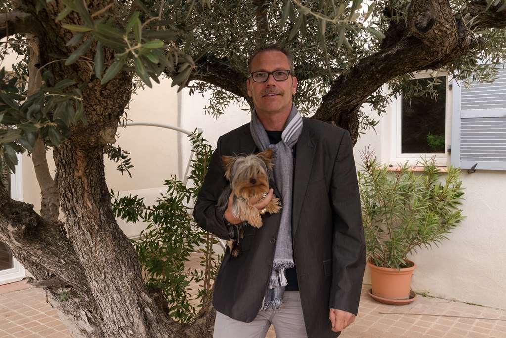 The Originals City, Hotel Le Village Provencal, Aix-En-Provence Nord Pertuis Exterior foto