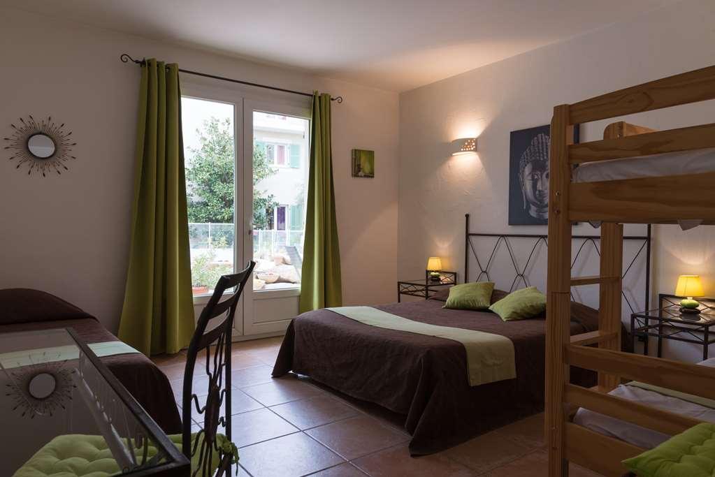 The Originals City, Hotel Le Village Provencal, Aix-En-Provence Nord Pertuis Zimmer foto