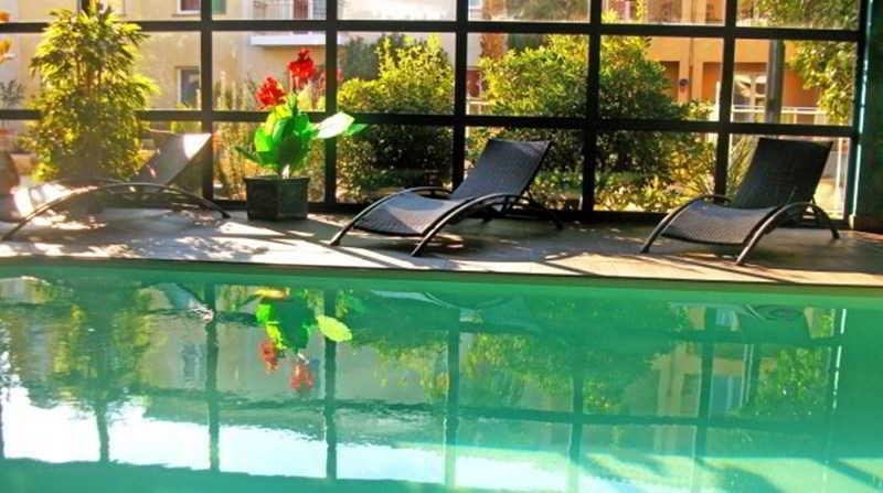 The Originals City, Hotel Le Village Provencal, Aix-En-Provence Nord Pertuis Exterior foto