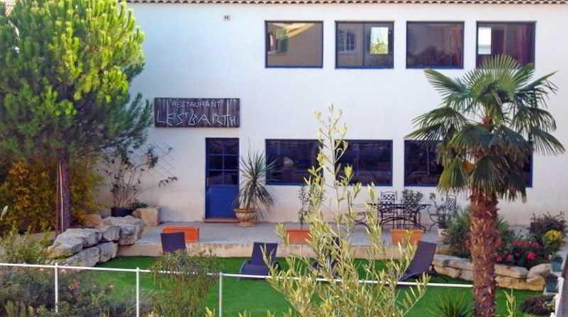 The Originals City, Hotel Le Village Provencal, Aix-En-Provence Nord Pertuis Exterior foto