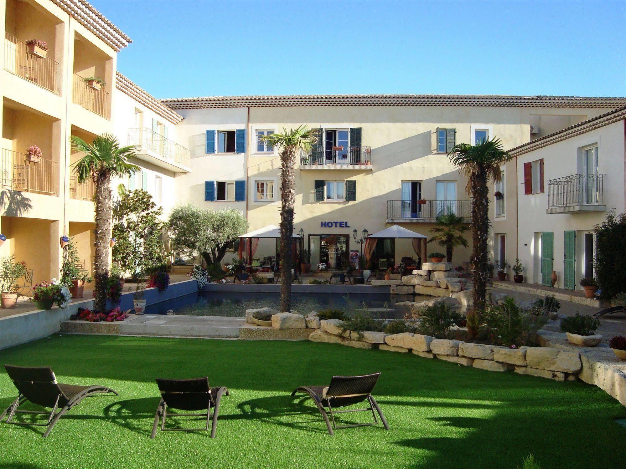 The Originals City, Hotel Le Village Provencal, Aix-En-Provence Nord Pertuis Exterior foto